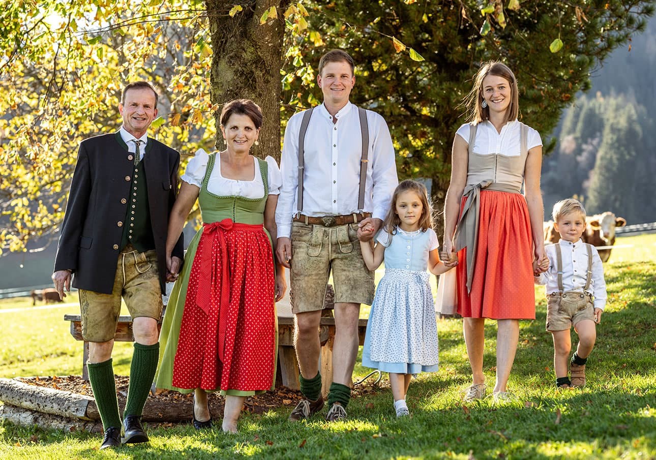 Ihre Gastgeber Familie Rettensteiner